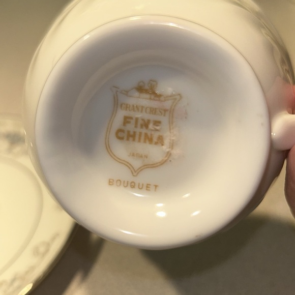 Tea Cup and Saucer “Grantcrest Bouquet” Cup and Wade “Diane” of Japan Saucer - Picture 3 of 6
